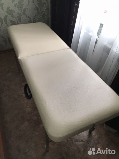 Кушетка косметологическая