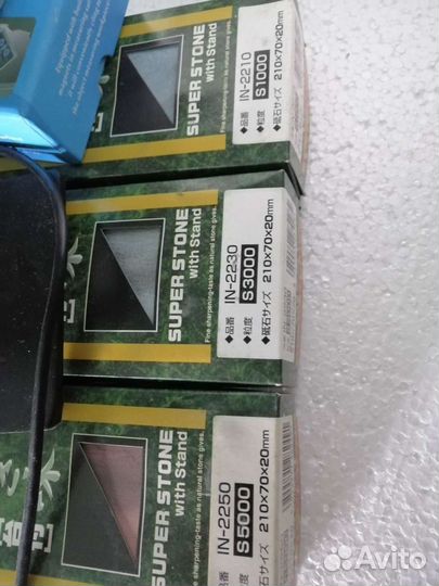 Станок для заточки парикмахерской и маникюрного ин