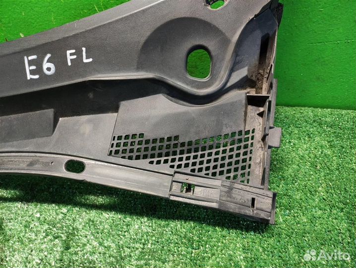 Решетка стеклоочистителей левая Mazda 3 (BK) 2005