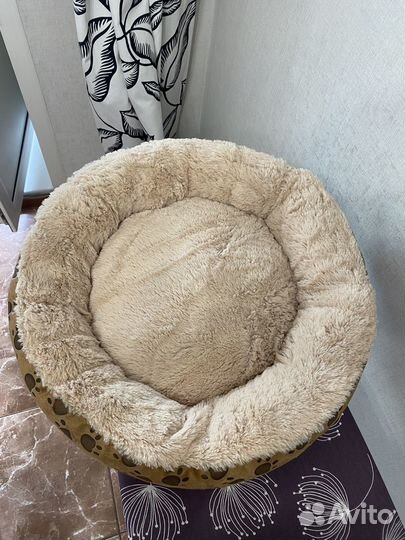 Лежанка для собак и кошек