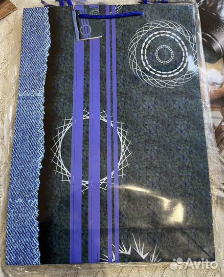 Бумажные пакеты новые