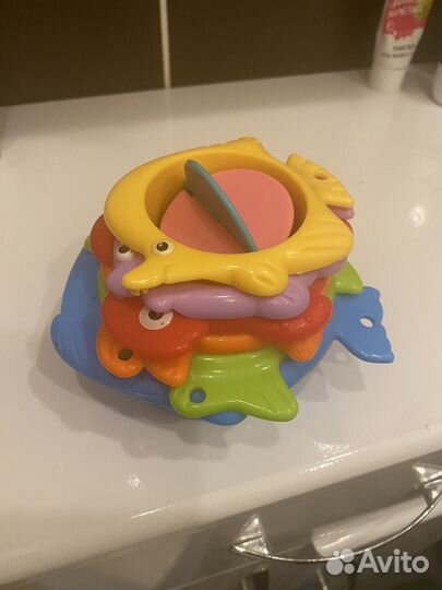 Игрушки для купания в ванной