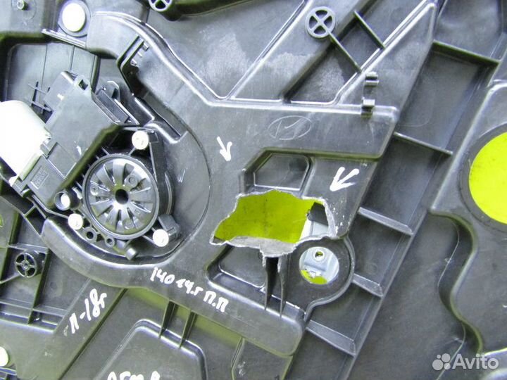 Стеклоподъёмник Hyundai i40 11-18 г 17647