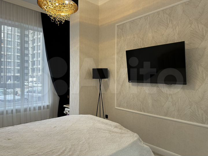 2-к. квартира, 67 м², 1/10 эт.