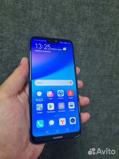 Смартфон Huawei P20 Lite