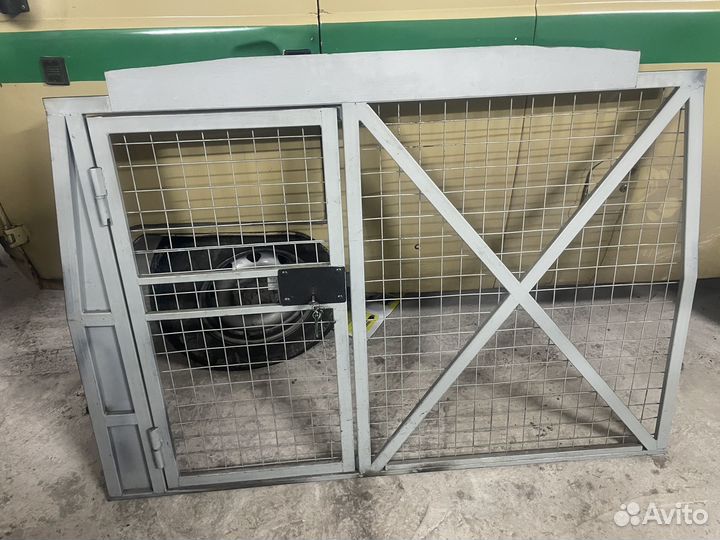 Перегородка с дверью в УАЗ буханка