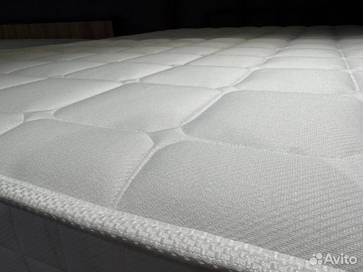 Матрас в розицу 180х200