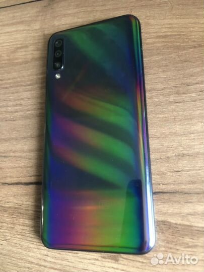 Samsung Galaxy A50, 4/128 ГБ