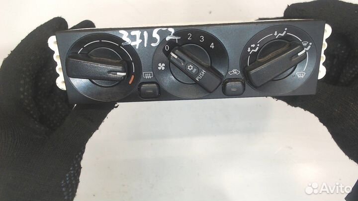 Переключатель отопителя Mitsubishi Space Star, 199