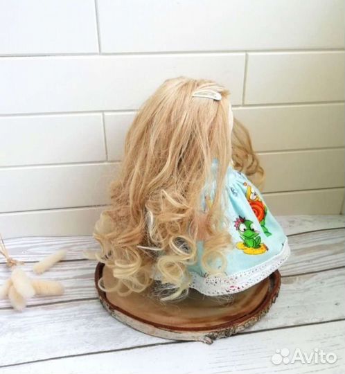 Кукла ручной работы с аксессуарами