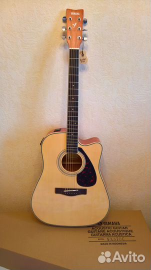 Электроакустикa и акустика Yamaha FX370C