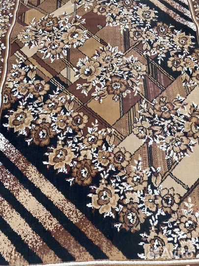 Ковры из шерсти