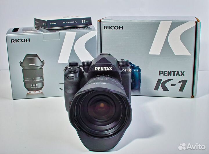 Цифровая зеркальная фотокамера Pentax K-1