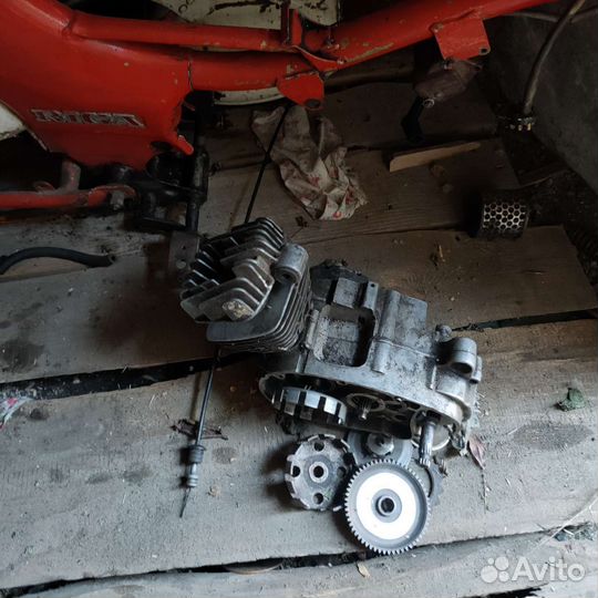 Запчасти на мопеды СССР