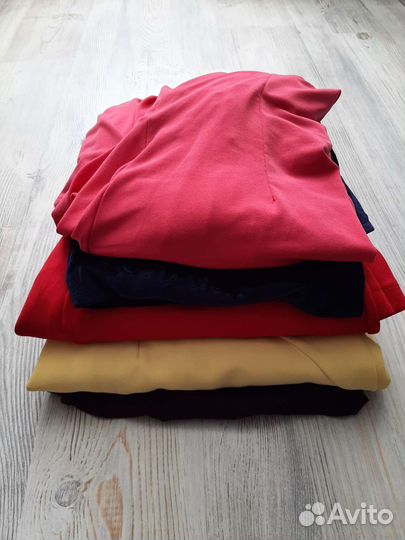 Пакет одежды / Пакет женских платьев 46