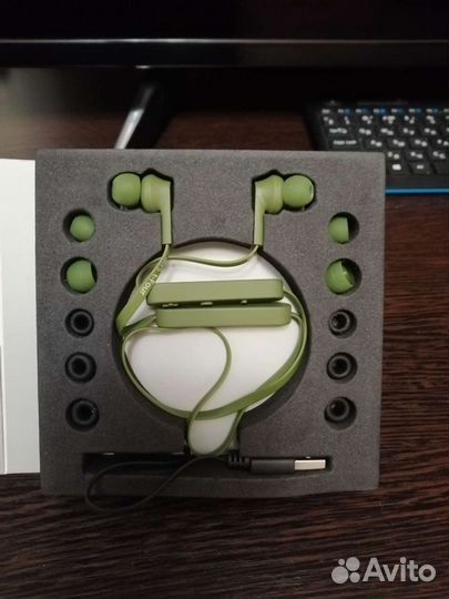 Беспроводные наушники Jays t-Four wireless moss gr