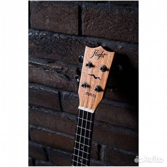 Flight DUC323 EQ MAH - укулеле типа концерт со зву