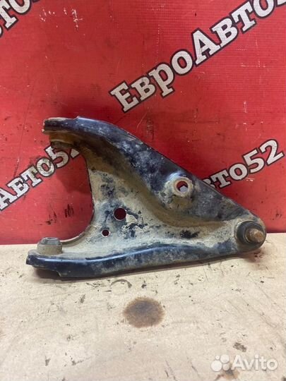 Рычаг подвески нижний передний левый LADA Largus 1