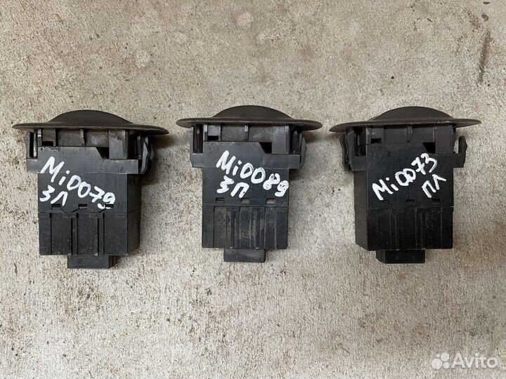 Блок управл стеклоподъемником Mitsubishi Galant G