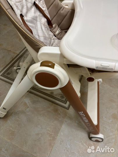 Стул для кормления