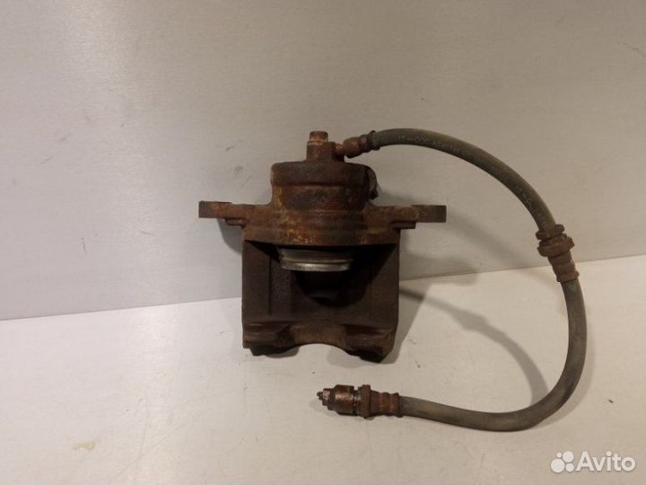 Суппорт передний правый Chevrolet Lacetti хэтчбек