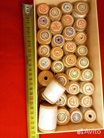 Нитки на деревянных катушках СССР