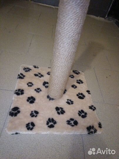 Когтеточка почти новая переезжаем быстрее продать