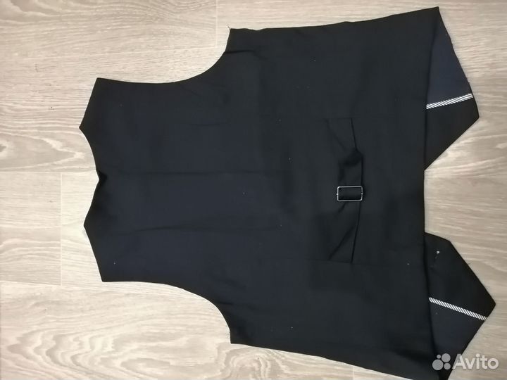 Школьная жилетка