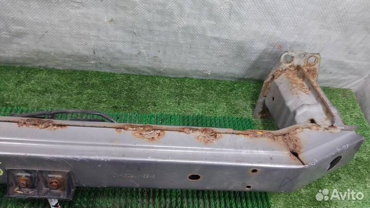 Усилитель бампера переднего Land Rover Freelander