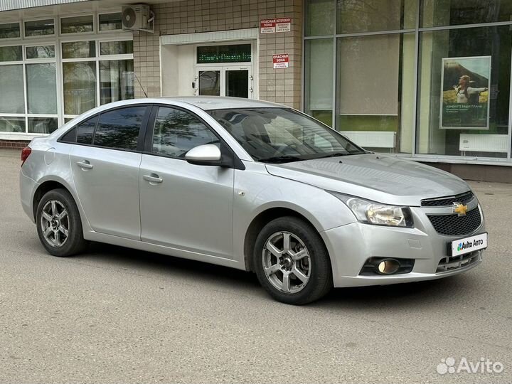 Chevrolet Cruze 1.6 AT, 2011, 148 000 км