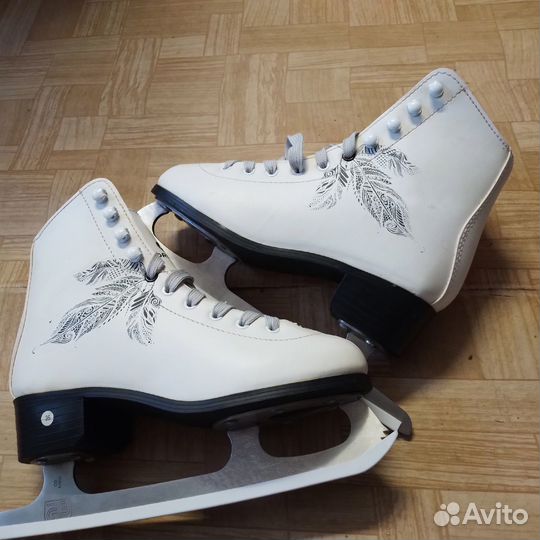 Коньки б/у