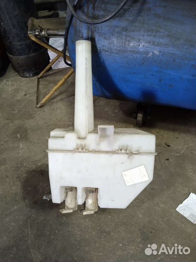 Бачок омывателя