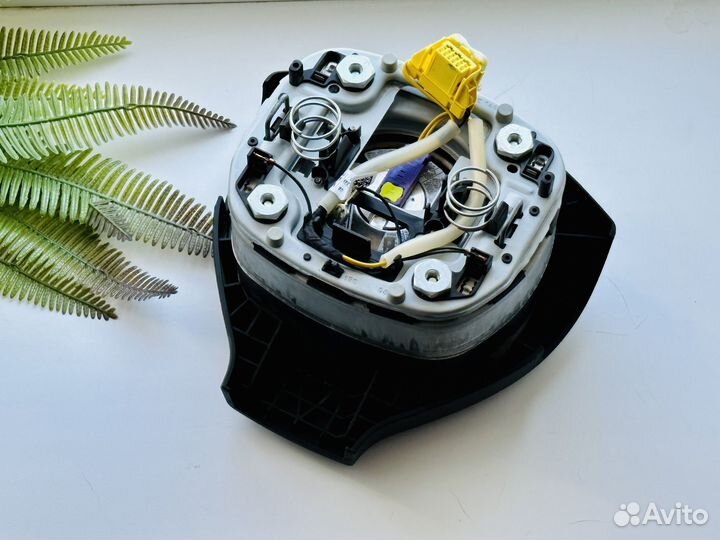 Руль кожа Volkswagen с подушкой безопасности