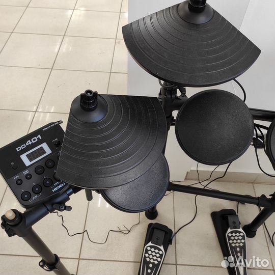 Электронная ударная установка Medeli DD401