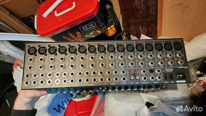 Микшерный пульт mackie 1604 vlz