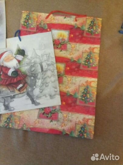 Пакет бумажный подарочный