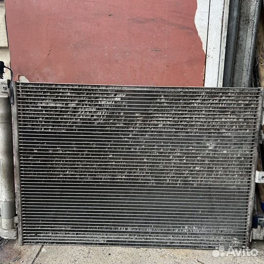 Радиатор volvo xc90