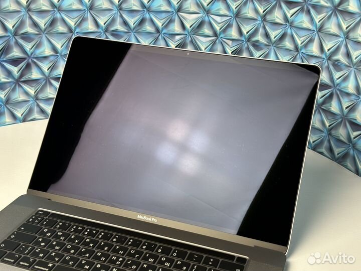 MacBook Pro 16 2019 i9 2.4/64Gb/1Tb/Video 8Gb (рст