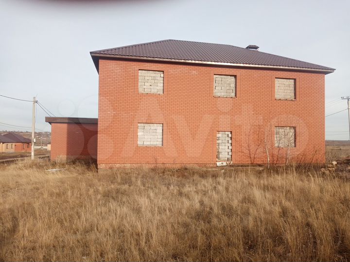 Коттедж 280 м² на участке 10,8 сот.