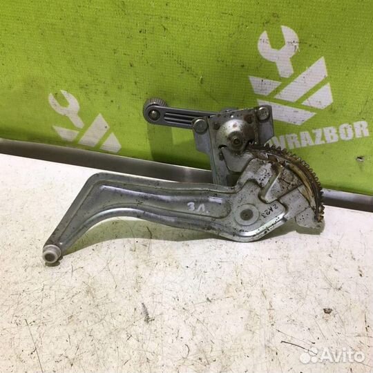 Стеклоподъемник механ. задний левый Киа рио 1