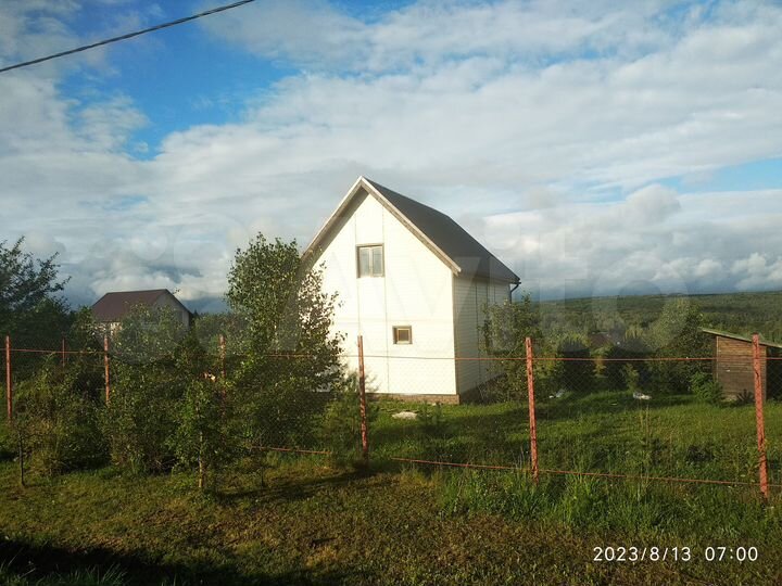 Дом 100 м² на участке 28 сот.