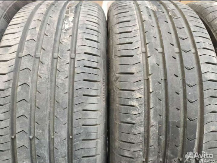 Continental ContiPremiumContact 5 215/55 R17