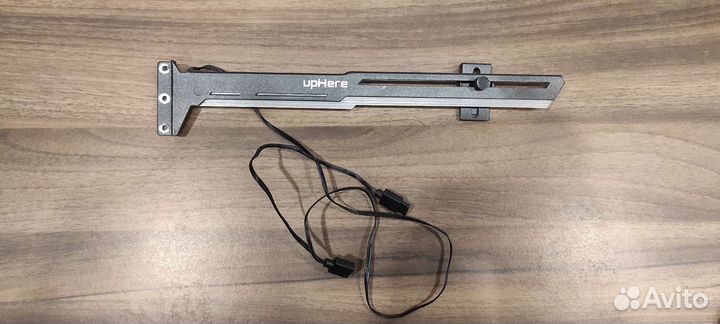 Держатели для видеокарты