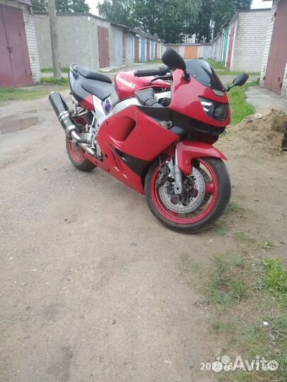 Kawasaki zx9r