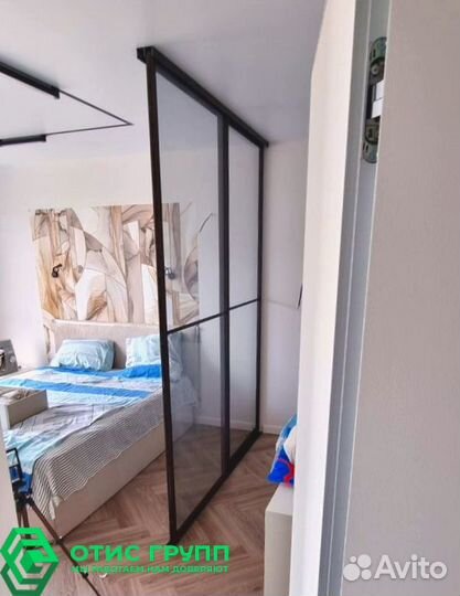 Стационарная стеклянная перегородка