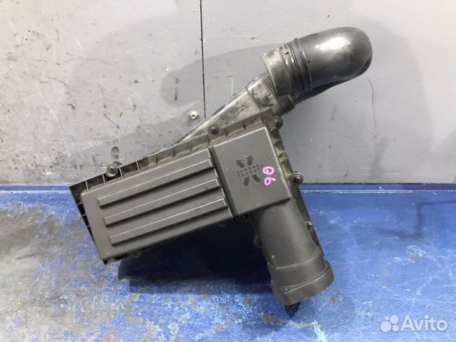 Корпус фильтра Volkswagen Passat B6