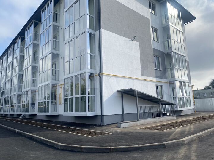 2-к. квартира, 54 м², 3/4 эт.