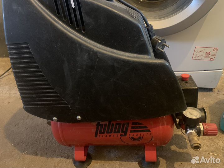 Нейлер шпилечник с компрессором