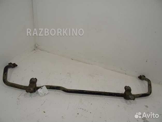 Стабилизатор передний