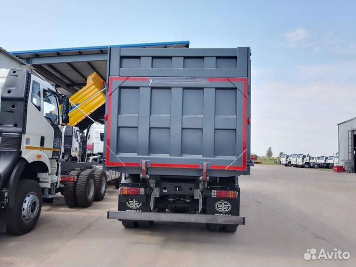 FAW J6 CA3310P66K24T4E5, 2023